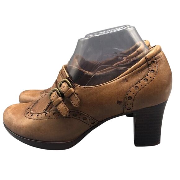Earth Shoes Womens Sz 7 Latitude Classic Pump Heel Brown Leather Wingtip Slip On - Picture 1 of 8